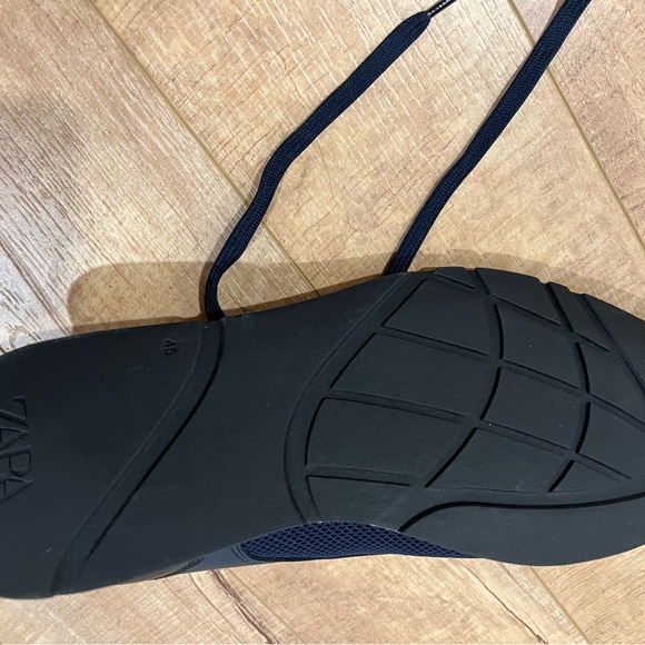 Zara shoes - Picture 3 of 4